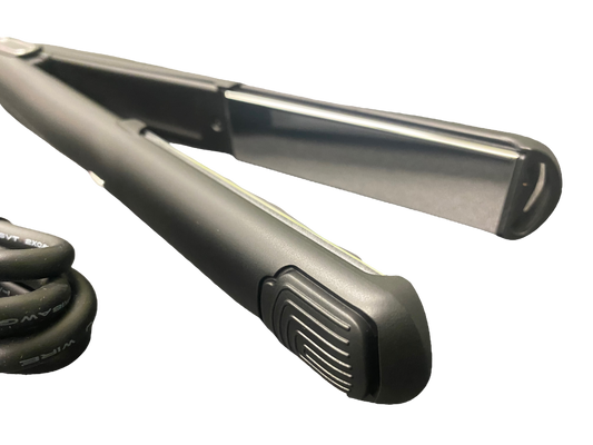 Titanium pro flat iron